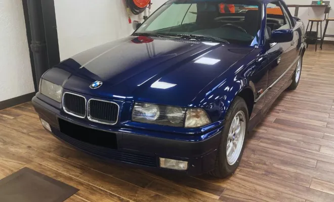 BMW 318i